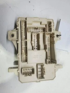 2010-2014, Hyundai Elantra, Fuse Box Cabin, Part Number: 91950-2H510 - Picture 1 of 12