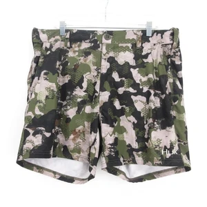 Huk Performance Fabrics Mens 2XL XXL Lowcountry Green Camo Stretch Shorts - Picture 1 of 5