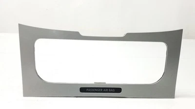 Cuadro de moldura Volkswagen Passat B7 3AA 2010-2014 3AA863082 Foto 1 de 4