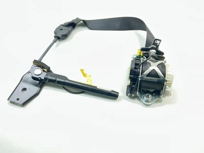 CINTURA DI SICUREZZA ANTERIORE DESTRA PER LANCIA Delta 4° Serie 735526973 (11>) - Immagine 1 di 4