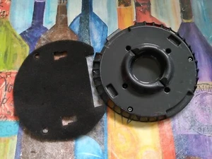 Hoover Uh70825 Windtunnel 2 Rewind Exhaust Filter Cover w/screws - Picture 1 of 4