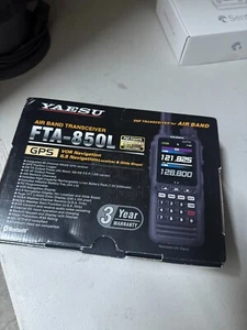 📡 Yaesu FTA-850L VHF Airband Handheld Transceiver – GPS, Bluetooth, ILS/VOR, NA - Zdjęcie 1 z 12