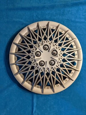 Tapacubos Chrysler Plymouth 1987-1992 15"" Acclaim Daytona Le Baron New Yorker Foto 1 de 4