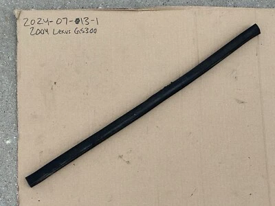 Оригинальное боковое уплотнение переднего крыла капота для Lexus GS300 GS400 GS430 1998-2005 годов выпуска - Изображение 1 из 4