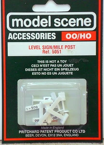 New Model Scene Accessories LEVEL SIGN/MILE POST Ref.5051 - Picture 1 of 1