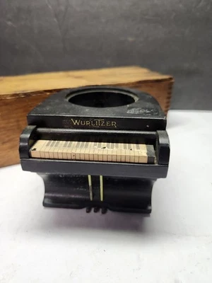 CENICERO DE MADERA PUBLICIDAD PIANO WURLITZER AÑOS 40 VINTAGE Foto 1 de 2