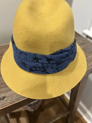 Sombrero Genie By Eugenia Kim 100% Lana Ala Dorada con Bufanda Azul Banda Paisley Foto 1 de 4