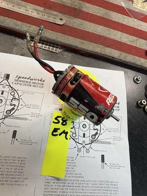 РАДИОУПРАВЛЯЕМЫЙ ЭЛЕКТРОДВИГАТЕЛЬ REDCAT 550: Б/У СМАЗАННЫЙ МАСЛОМ И ПРОВЕРЕННЫЙ НА СТЕНДЕ - Изображение 1 из 4