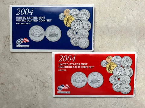 2004 P & D U.S. Mint Set - Uncirculated Coins - 20-Coin Set Cover