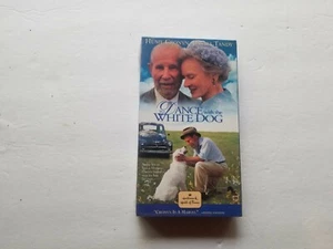 To Dance With The White Dog (VHS, 1994) Nuevo - Imagen 1 de 1