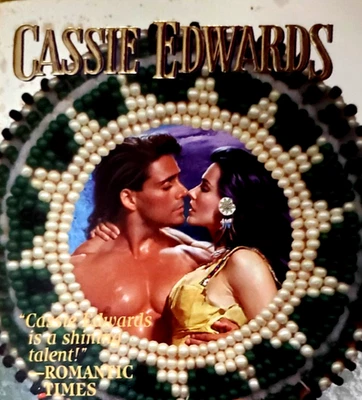 Cassie Edwards Lot of 26 SAVAGE Series Paperbacks- Includes 19 Stepback Covers! Foto 1 de 4