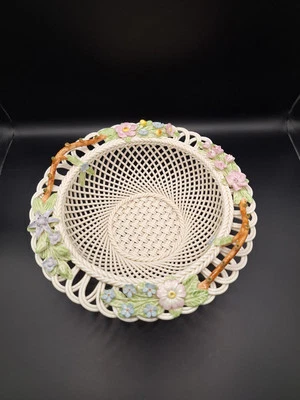 Irish Belleek Porcelain Basket Weave With Flowers 8.5 Inch - Image 1 of 4