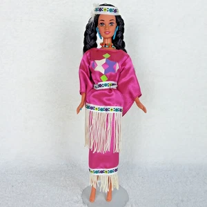 Third Edition Native American Barbie 12699 Dolls of the World 1994 - Bild 1 von 13