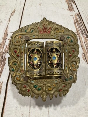 VINTAGE WAINBERG JEWISH STANDING HEAVY ENAMEL BRASS 10 COMMANDMENTS JERUSALEM - Image 1 of 4