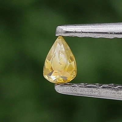 LOOSE NATURAL DIAMOND 0.09TCW 3.5MM YELLOW PEAR SHAPE BRILLIANTCUT DIAMOND - Image 1 of 4