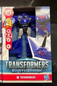 TRANSFORMERS: EARTHSPARK DELUXE CLASS SOUNDWAVE IN HAND - Bild 1 von 1
