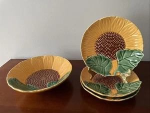 Bordallo Pinheiro Majolica Sunflower 4pc Set 3 Plates Salad 1 Matching Bowl Wow - Picture 1 of 11
