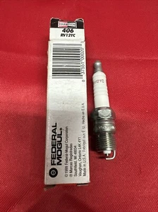Nueva bujía genuina Champion RV12YC, OEM NOS pieza - Imagen 1 de 1