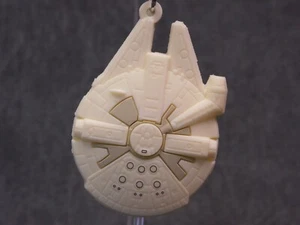 Star Wars NEW * Millennium Falcon Clip * Blind Bag Power of the Force Monogram - Picture 1 of 7