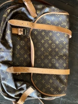 Bolso Bandolera Grande LOUIS VUITTON Saumur 43 Monograma Lona Cuero Marrón Foto 1 de 4
