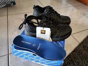 ROC Houston Black Lace School Sports Shoes - ROCBOOTS - AU/UK Junior Size 11 - Picture 1 of 5