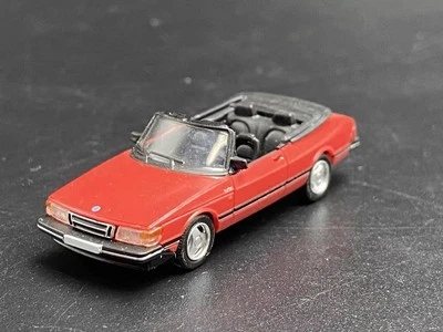 1:87900 Convertible HO scale car model red car - Image 1 of 4