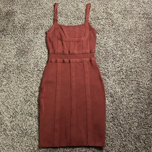 Guess Damen Salisha Body Con Kleid Rot Größe S *LESEN* - Bild 1 von 19