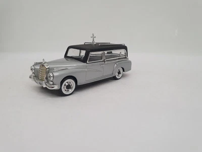 1/43 MUY RARO MERCEDES-BENZ 300D W189 ADENAUER 1951 RIO 1375 SIN MATRIX Foto 1 de 4