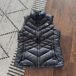 The North Face 550 Puffer Weste Damen Gr. Large schwarz Daunen gesteppt Reißverschluss Winter - Bild 1 von 11