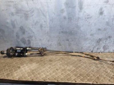 ALAVANCA DE CÂMBIO MANUAL CONVERSÍVEL FIAT 500 COM CABOS 55344824 1.2L PET MAN 2010 - Imagem 1 de 4