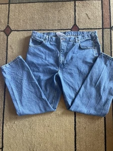 Carhartt Jeans Mens Actual 42x32 Blue B18 STW Traditional Fit - Picture 1 of 4