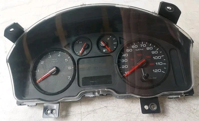 Cuadro de instrumentos velocímetro Ford Freestyle 05 ID 5F9T-10849-LF 131.757 millas Foto 1 de 4