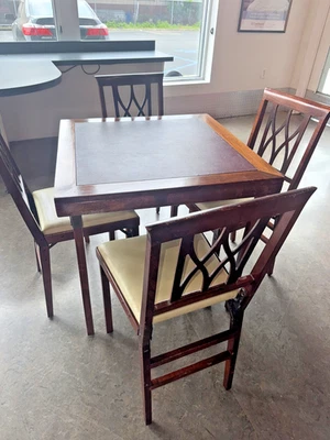 Mesa y silla LEG-O-MATIC 'Silla que se pliega' Lorraine Metal Mfg Co. Foto 1 de 4