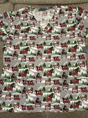 Serene Uniforms Nurse Vet Scrub Top Size Med Christmas Panda Bears Trees - Image 1 of 4