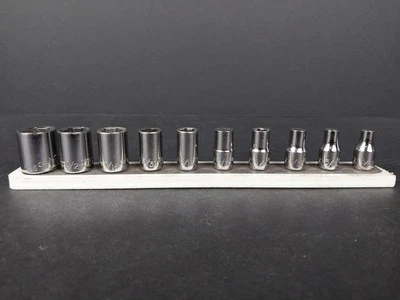 Craftsman USA 10-Pc 1/4" 6-Pt SAE G1 Shallow Socket Set 9/16" - 5/32" - Image 1 of 4