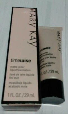 Mary Kay TimeWise Matte-Wear Foundation Ivory - Image 1 of 2