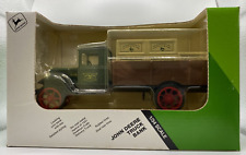 ERTL John Deere 1931 Hawkeye Crate Delivery Truck Replica Bank 1/34 Scale  