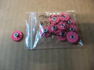 ORIGINAL PARMA 29 TOOTH x 48 PITCH x 1/8 AXLE SPUR GEARS (10) PIECES - Picture 1 of 1