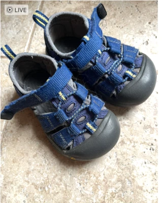 KEEN Sandals Toddler size 5 Navy Blue H2 Waterproof Summer - Image 1 of 4