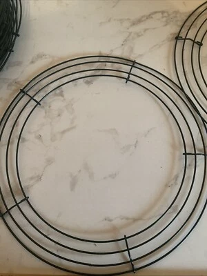 Pack de 2 formas redondas de corona de metal, hágalo usted mismo, manualidades/anillos de alambre floral, 12", 4 anillos Foto 1 de 3