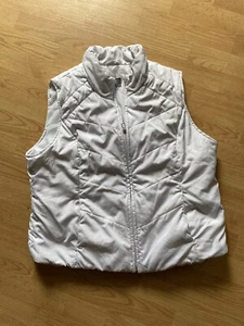 SB Active Sleeveless Women’s Snow White Full Zip Puffer Vest Size Medium - Picture 1 of 5