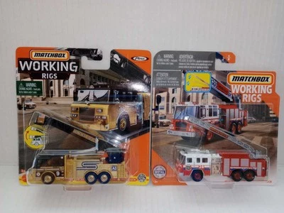 Matchbox Working Rigs  Pierce Quantum Aerial Ladder & Pierce Velocity Fire Truck - Image 1 of 4