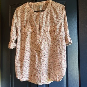 Loft Damen Bluse mit Blumenmuster. Leicht . Ärmel zum Krempeln. M - Bild 1 von 7