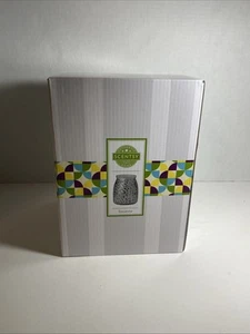 Authentic Scentsy Savanna Wax Warmer Glam Leopard Pattern - Picture 1 of 6