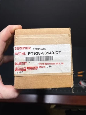 LEXUS 原始设备制造商工厂后铲模板 2016 - 2020 IS200T/ IS300 — 第 1/4 张图片