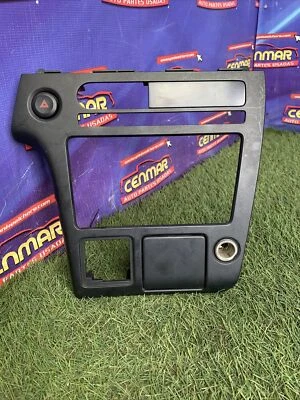 01-04 日产探路者英菲尼迪 QX4 无线电气候控制仪表板挡板 682604W300 — 第 1/4 张图片