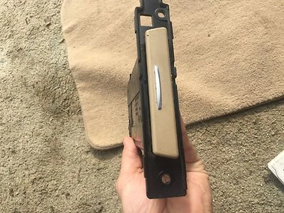 Portavasos cromado BMW E90 E91 E92 328xi 330i 335i 328i 325i 135i 335 335 320i Foto 1 de 4