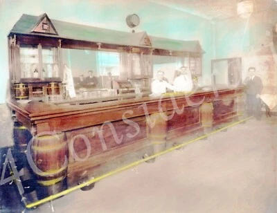 Contador de bar de la década de 1930 NYC teñido a mano foto sepia impresa en papel de lino pesado Foto 1 de 2