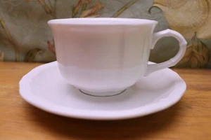Villeroy & Boch MANOIR All White Scallop Cup & Saucer Germany #1748 - Picture 1 of 9