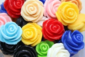10 Stck. Blume Harz Charms Perlen, 12 mm - Bild 1 von 1